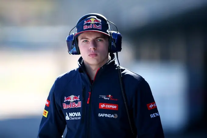 Max Verstappen Toro Rosso STR10 Jerez 2015
