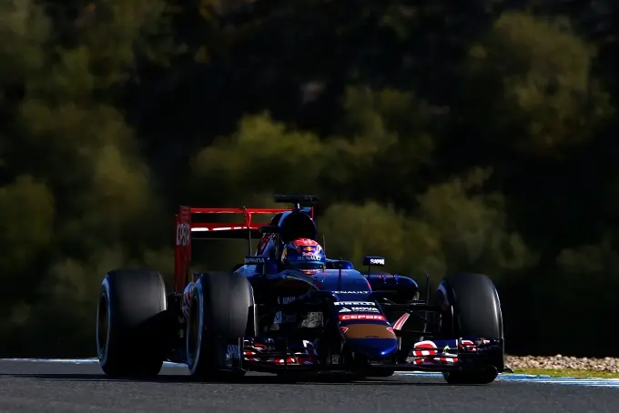 Max Verstappen Toro Rosso STR10 Jerez 2015