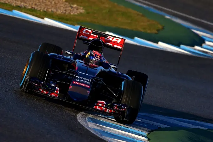 Max Verstappen Toro Rosso STR10 Jerez 2015