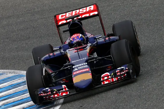 Max Verstappen Toro Rosso STR10 Jerez 2015