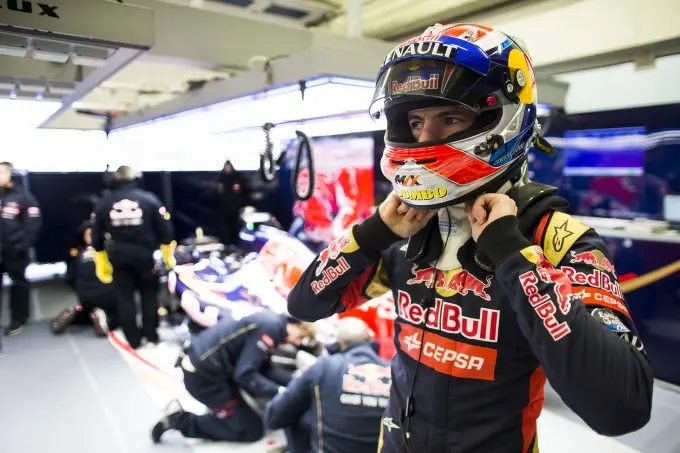 Max Verstappen Toro Rosso STR10 Jerez 2015