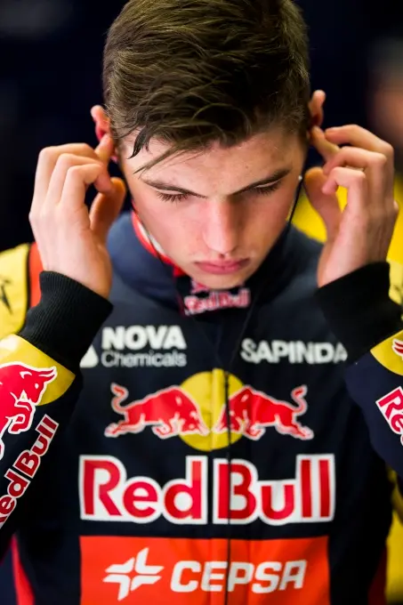 Max Verstappen Toro Rosso STR10 Jerez 2015