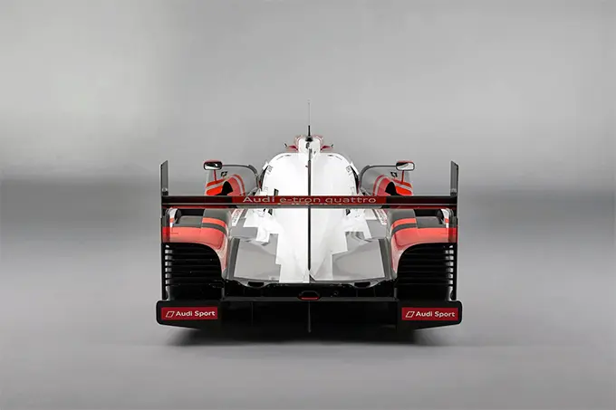 Audi R18 e-tron quattro 2015