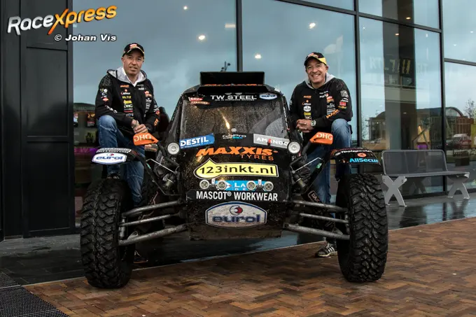 Maxxis Dakarteam by SuperB