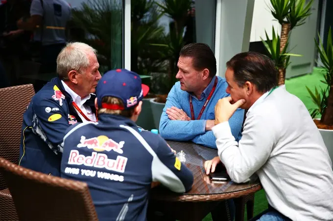 Kamp Max Verstappen en Helmut Marko