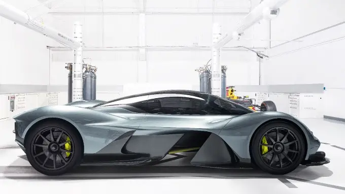 Aston Martin Red Bull Racing AM-RB 001