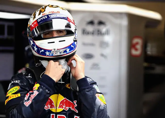 Daniel Ricciardo Evel Knievel