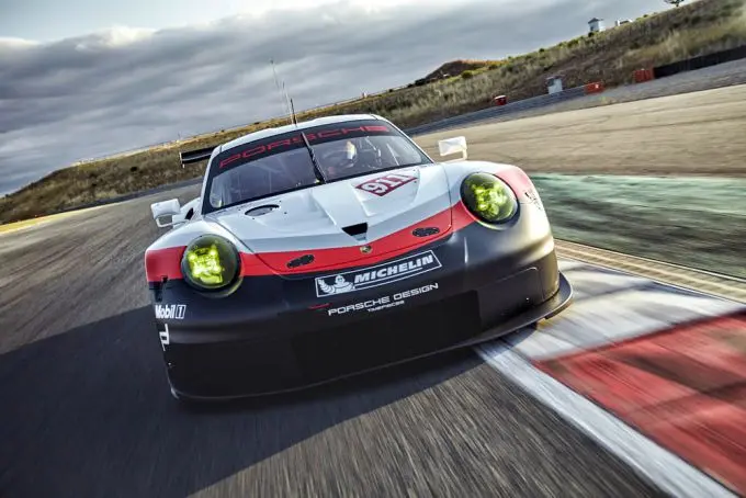 911 (991) RSR 2017 rechtuit