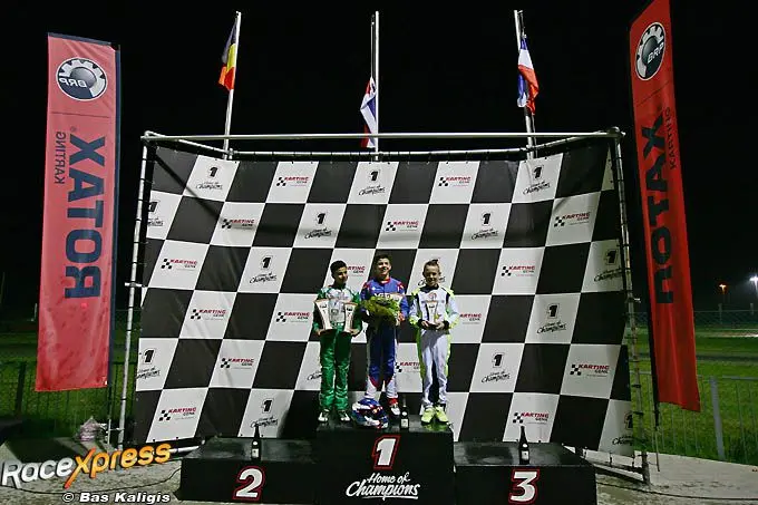 Rotax Max junioren met winnaar Glenn van Berlo