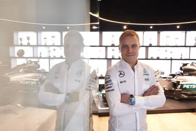 Bottas spiegel