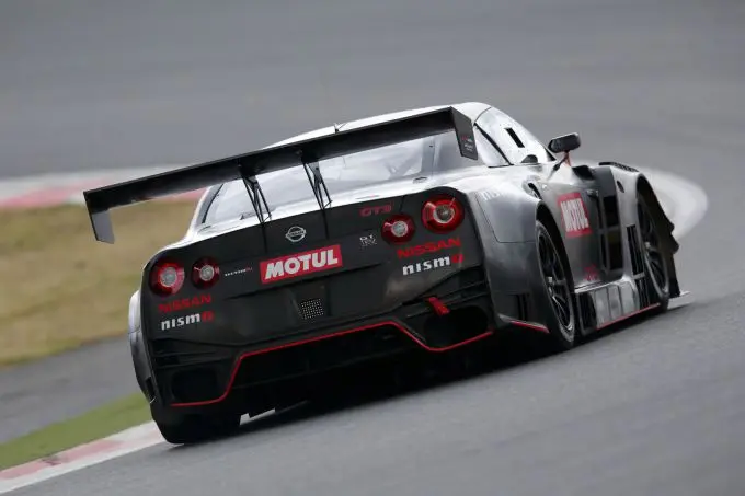 nissan gt r lm nismo 2