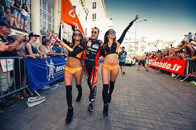 roman Rusinov grid grils