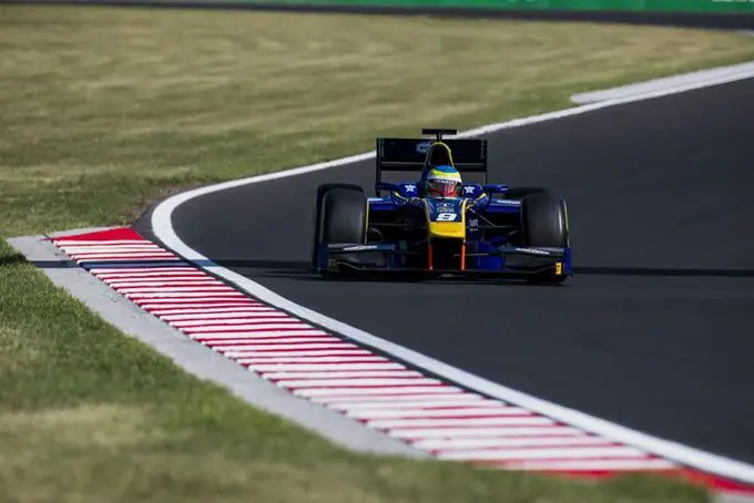 Formue 2 2017 Oliver Rowland