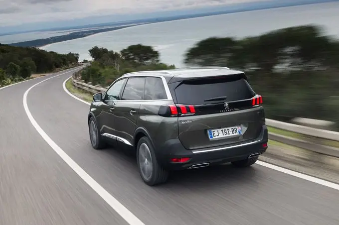 Peugeot 5008 SUV