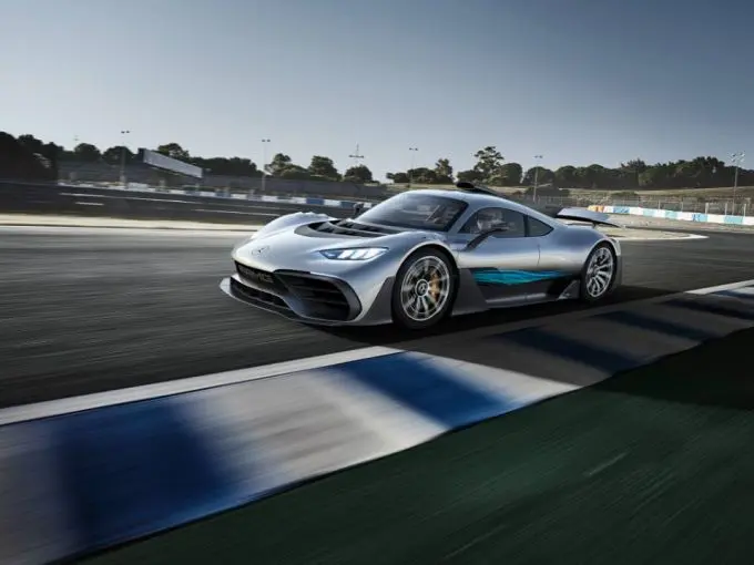 Mercedes AMG Project One hypercar