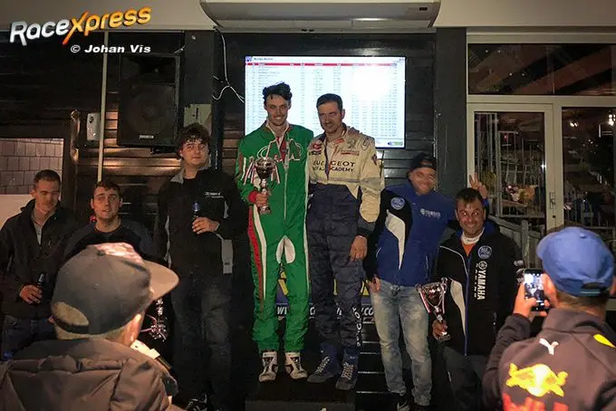 2-uurs kartrace op Raceway Venray