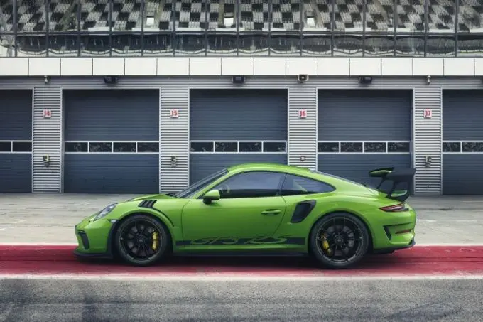 Duidelijke focus op autosport: de nieuwe Porsche 911 GT3 RS