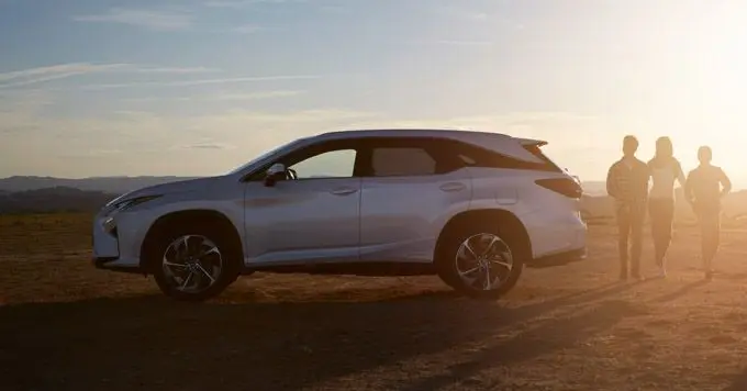 Lexus-RX-450hL