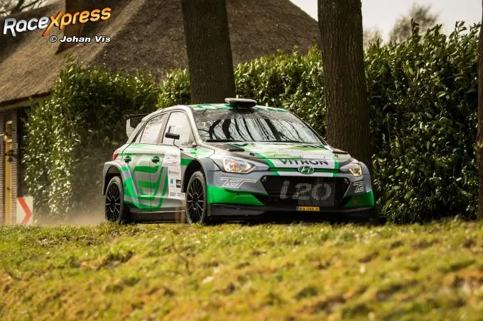 Hans Weijs klasse apart in ijskoude Zuiderzeerally