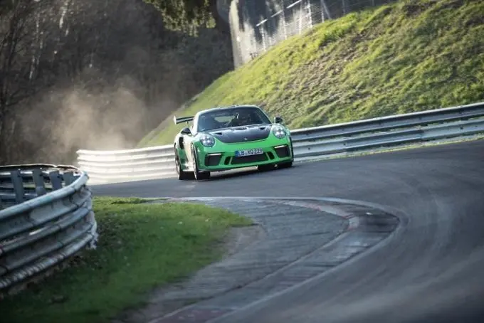 Nieuwe 911 GT3 RS rondt de ‘groene hel’ in 6.56,4 minuten