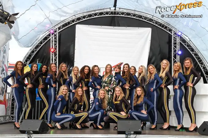 Grid girls Zandvoort Jumbo