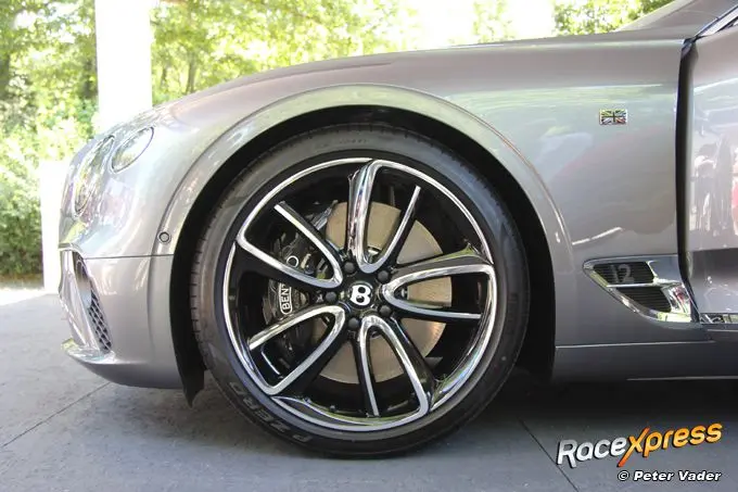 Bentley 22 inch RX foto Peter Vader