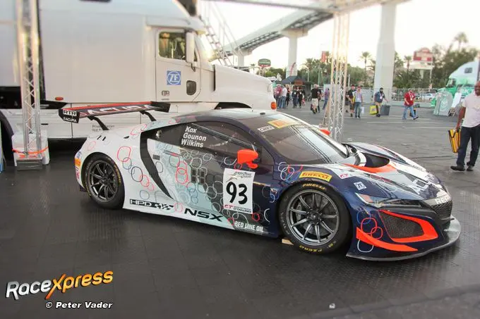 Honda NSX GT3 nr 93