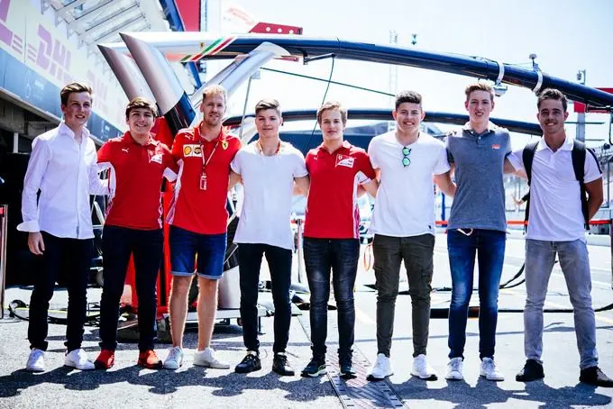 vettel en F4 ADAC