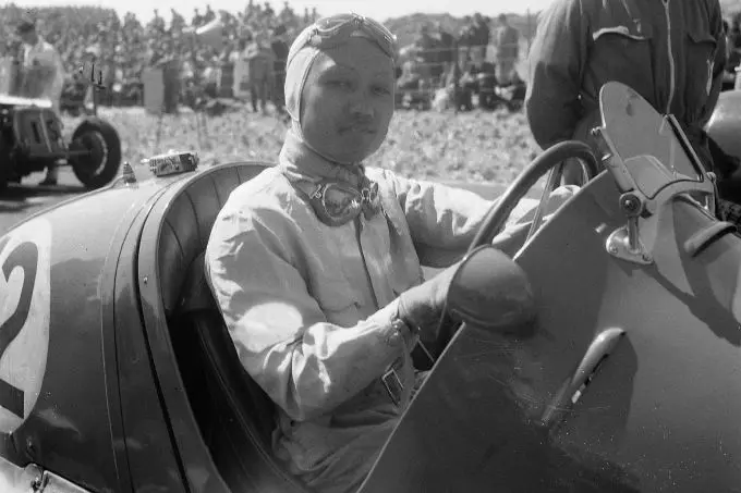 Circuit Zandvoort 70 jaar geleden: circuitdoop met spectaculaire ‘Prijs van Zandvoort’