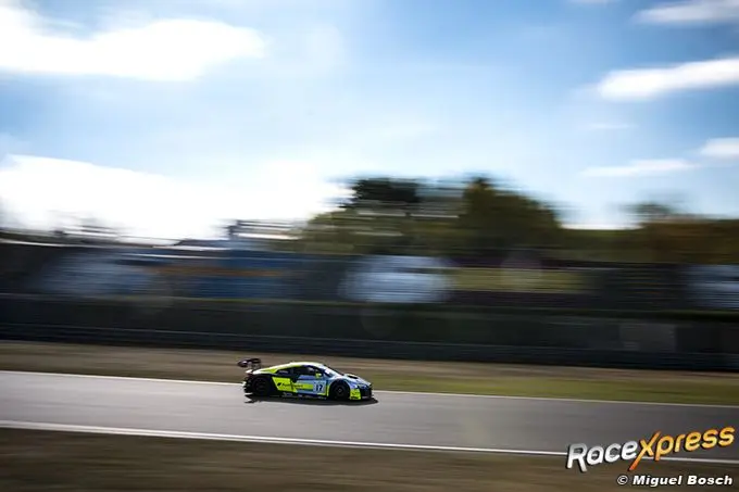 0070 Blancpain Nurburgring Robin Frijns Miguel Bosch