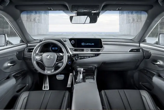 Optimale prestaties en verfijning op hoogste niveau in nieuwe Lexus ES
