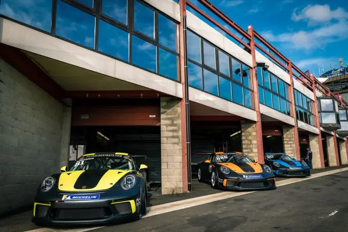 RaceArt teamfoto pits