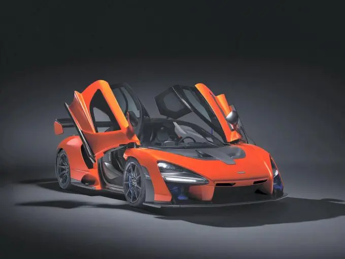 McLaren Senna front side right