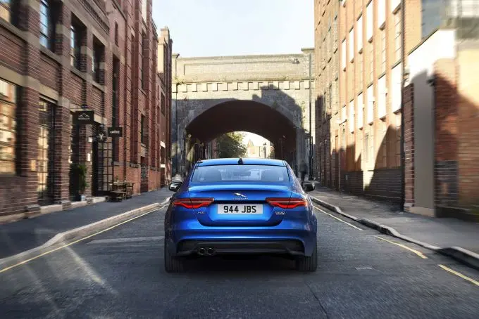 Jaguar XE
