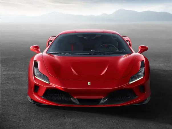 Ferrari F8 front recht