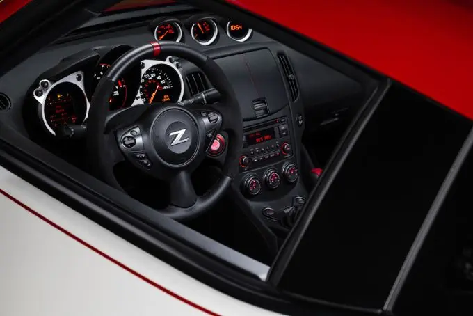 Nissan viert 50 jaar Z met speciale 370Z