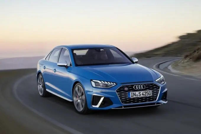 nieuwe Audi A4