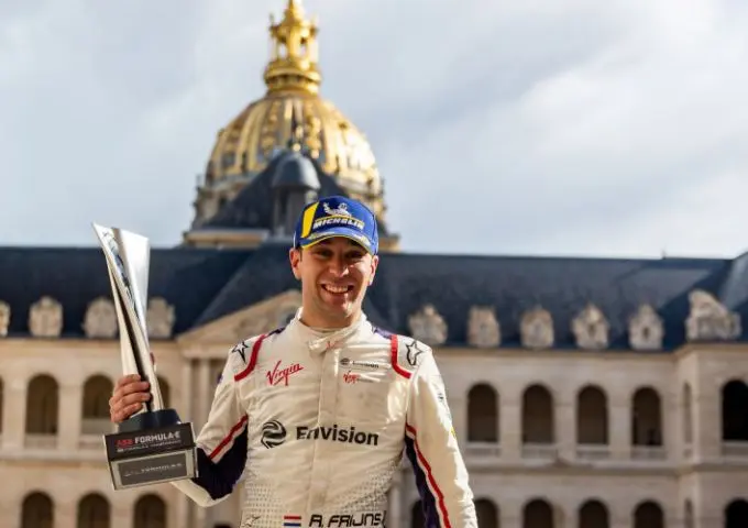 Robin Frijns winnaar E Prix Parijs
