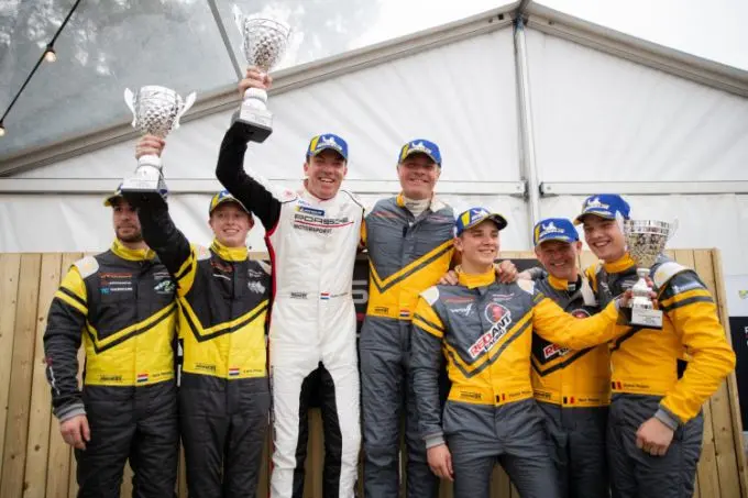 Zolder Porsche Cayman GT4 Clubsport podium