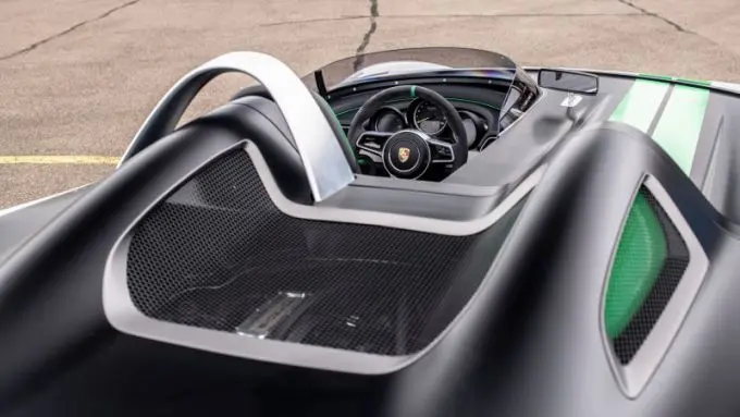 Porsche 981 Berspyder interieur