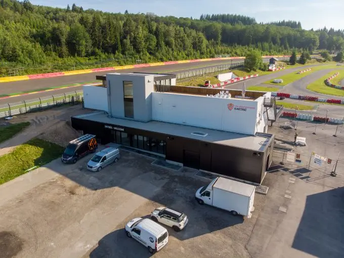  Schitterende verjongingskuur van de nieuwe infrastructuur op de kartbaan van Spa-Francorchamps
