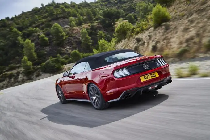 Ford Mustang55 / Ford Mustang 2.3 EcoBoost