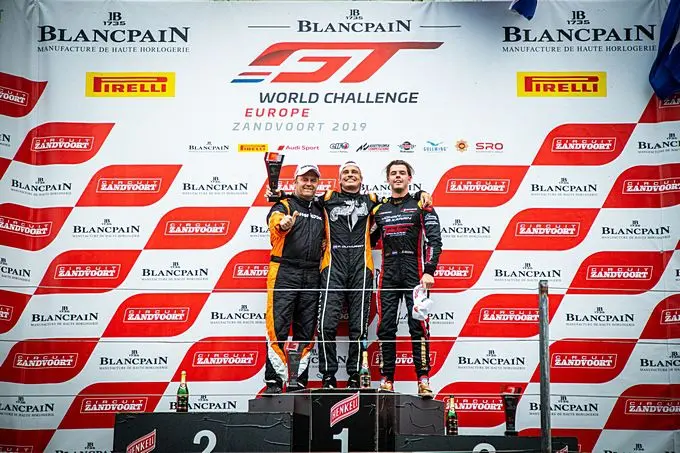 Max Weering podium rechts