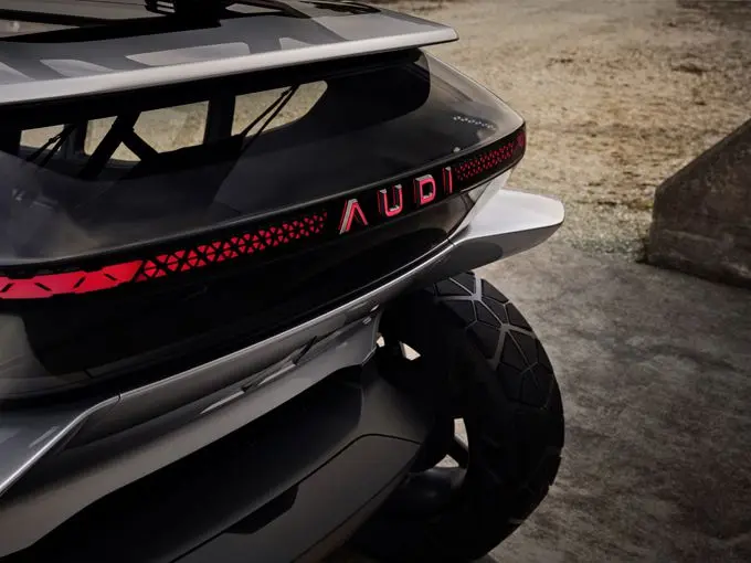 TRAIL quattro