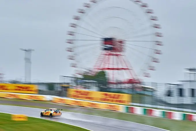 Tom Coronel WTCR Race of Japan Suzuka Circuit ComToYou DHL Team Cupra racing Cupra TCR