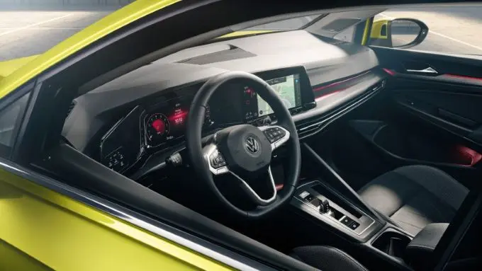 VW Golf 8