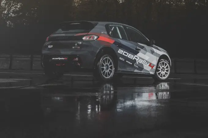 PEUGEOT SPORT presenteert 208 RALLY 4