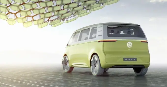 Amsterdam is een unieke concept car rijker! ID. BUZZ zoeft naar Move