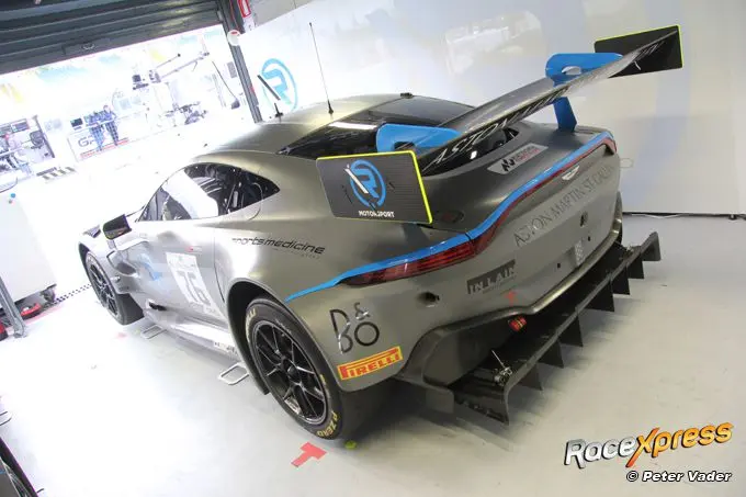 Aston Martin GT3 R-Motorsport pitbox rear Monza RX foto Peter Vader