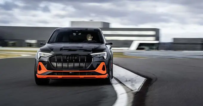 Audi e-tron S